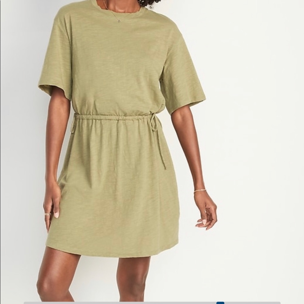 NWOT. XL Old Navy green dress.